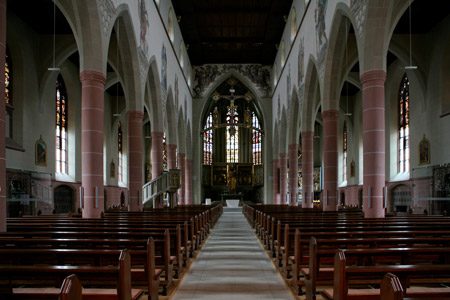 Münster St. Jakobus bei Tageslicht